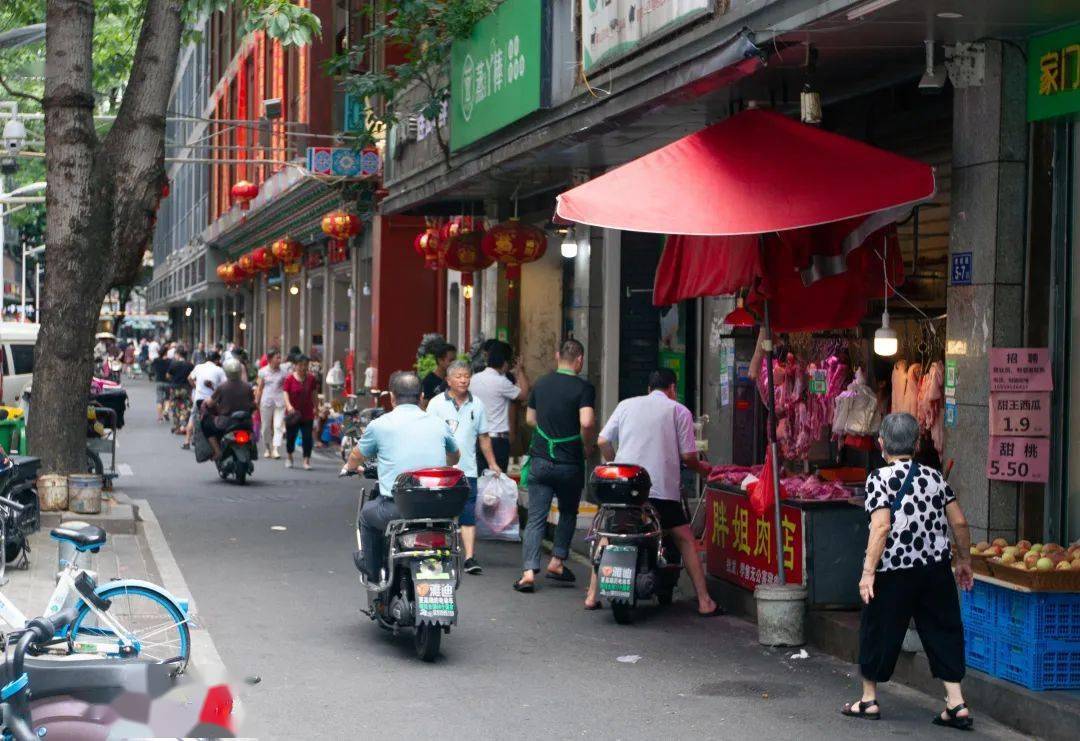 紐約隱秘小巷特色小店魅力之旅，疫情新篇章下的獨特魅力與最新信息表